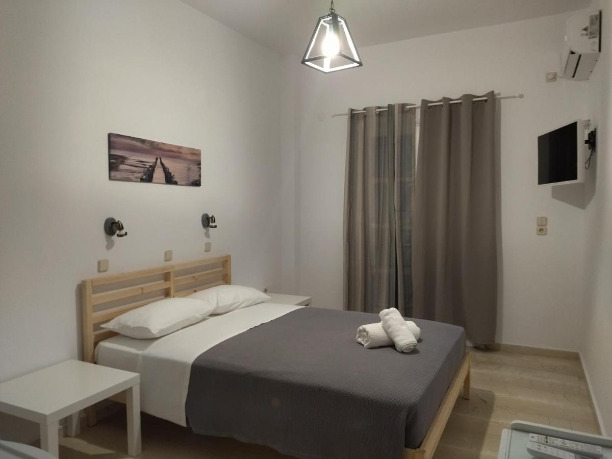 Oscar * Kamari (Santorini)
